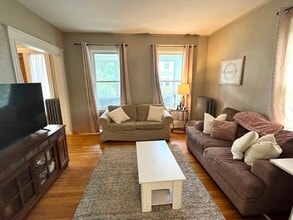 17 Chase Ave in Lexington, MA - Building Photo - Building Photo