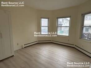 17A Benton Rd. in Medford, MA - Building Photo - Building Photo
