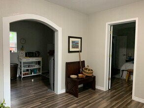 613 W Murray St in Denison, TX - Building Photo - Building Photo