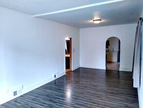 1029 S 17th St in Manitowoc, WI - Building Photo - Building Photo