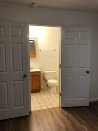 314 W North St, Unit A photo'