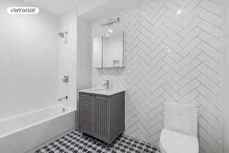 221 E 117th St in New York, NY - Building Photo - Building Photo