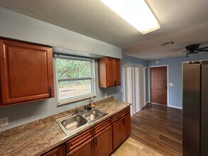 345 Chinaberry Ave in Oviedo, FL - Building Photo - Building Photo