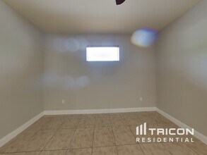 14155 Prospect St in Spring Hill, FL - Building Photo - Building Photo
