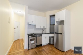 228 East 36 Street in New York, NY - Building Photo - Building Photo
