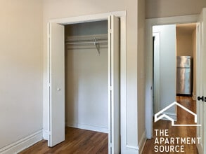 2177 W Giddings St, Unit 2 in Chicago, IL - Building Photo - Building Photo