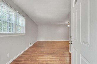 799 Marstevan Dr NE in Atlanta, GA - Building Photo - Building Photo