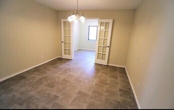 5663 Larkdale Dr in San Antonio, TX - Building Photo - Building Photo