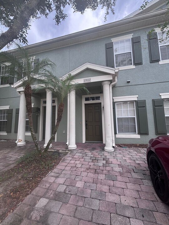 2462 Caravelle Cir in Kissimmee, FL - Building Photo