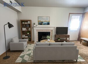 1352 W Telegraph Hill Dr in Taylorsville, UT - Building Photo - Building Photo