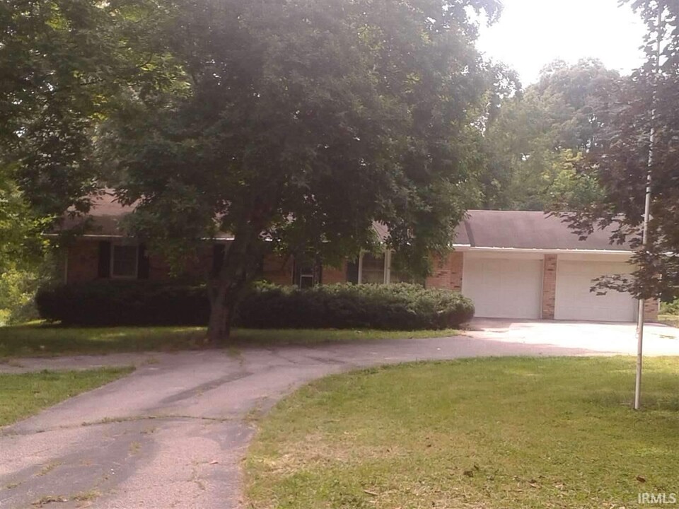5031 N Union Valley Rd in Bloomington, IN - Building Photo