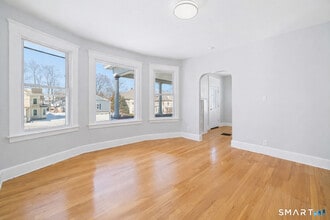 196 Center St in West Haven, CT - Building Photo - Building Photo