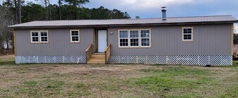 131 Prosper Cemetery Rd in Delco, NC - Building Photo