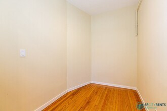 152 Lone Mountain Terrace in San Francisco, CA - Building Photo - Building Photo