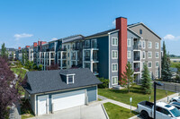 146 Copperpond Blvd SE in Calgary, AB - Building Photo - Building Photo