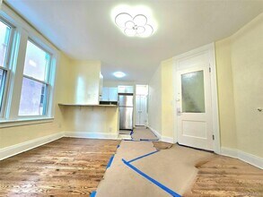 32-64 45th St in Queens, NY - Building Photo - Building Photo