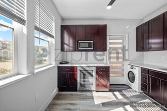 2883 Rabbit Holw Dr in Lathrop, CA - Building Photo - Building Photo