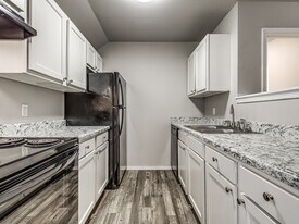 Village Creek at 67th in Tulsa, OK - Building Photo