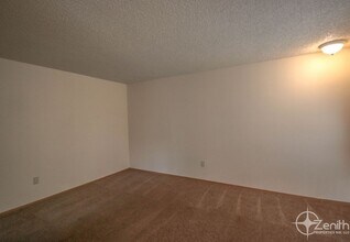 3019 NE Whitman Ave in Vancouver, WA - Building Photo - Building Photo