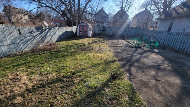 1253 Bellows St in Akron, OH - Building Photo - Building Photo