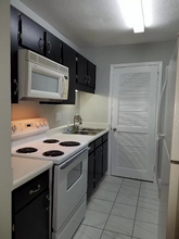 1799 N Highland Ave, Unit 62 in Clearwater, FL - Building Photo - Building Photo