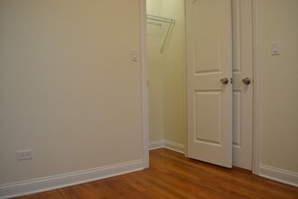 4030 W Kamerling Ave in Chicago, IL - Building Photo - Building Photo