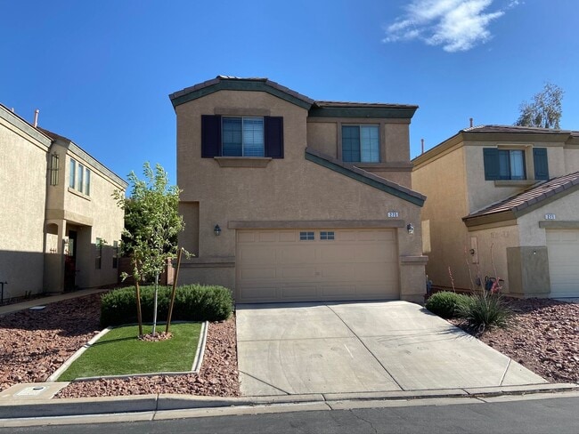 275 Red Eucalyptus Dr in Henderson, NV - Building Photo - Building Photo