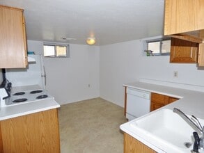 767 Lisonbee Ave S in Millcreek, UT - Building Photo - Building Photo