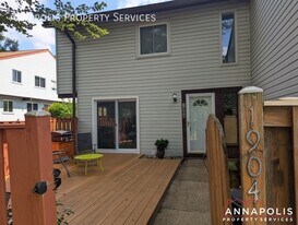 1904 Cavalier Cir in Crofton, MD - Building Photo