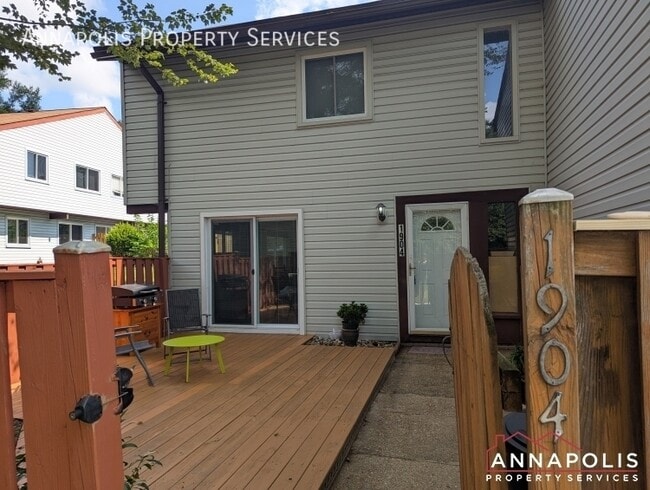 property at 1904 Cavalier Cir