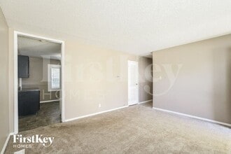 4834 N Kenyon Dr in Indianapolis, IN - Building Photo - Building Photo