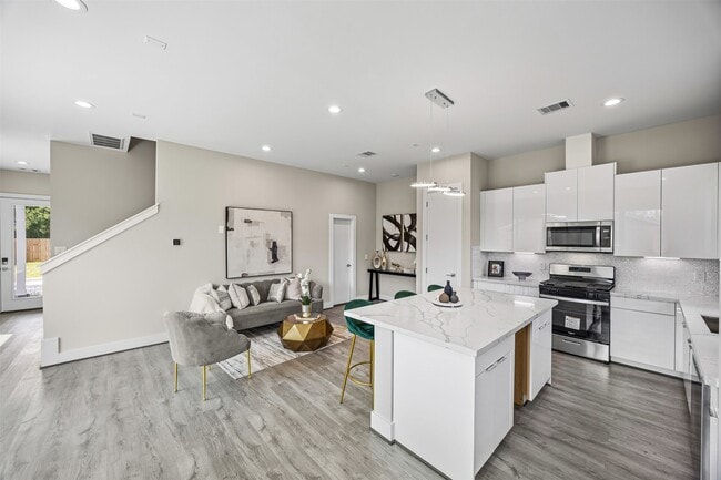 property at 853 Prosper St