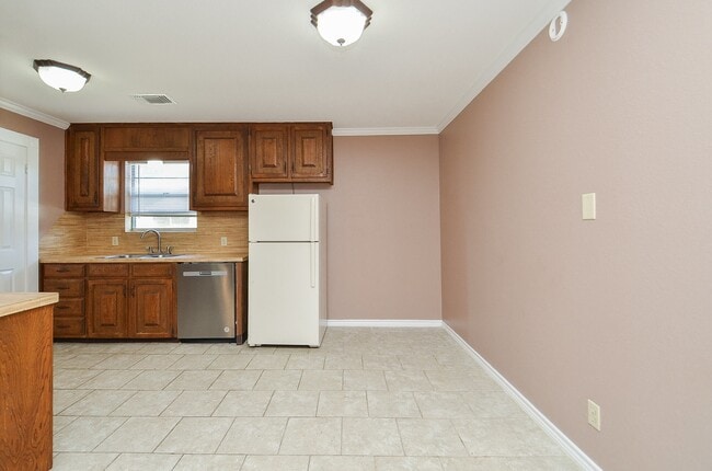 property at 3011 Orange St