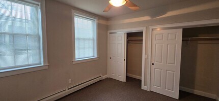 154 Washington St in Norwich, CT - Foto de edificio - Building Photo