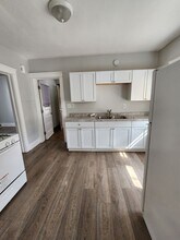 2231 W 105th St-Unit -Up in Cleveland, OH - Building Photo - Building Photo