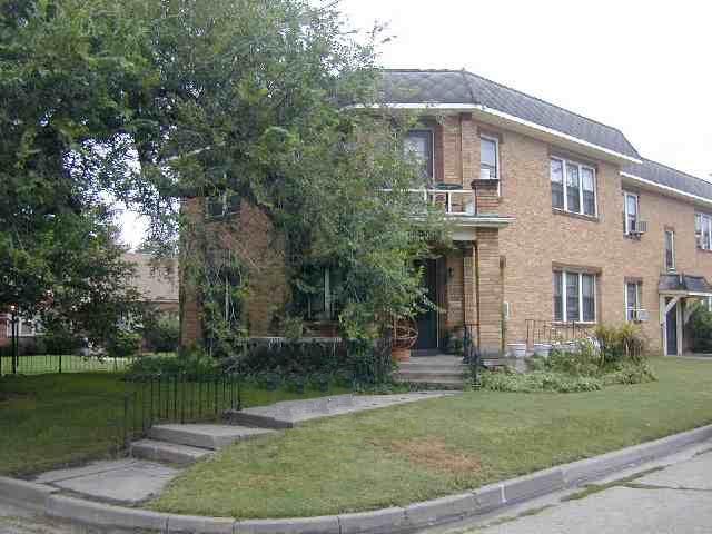 602 N Bluff in Wichita, KS - Foto de edificio