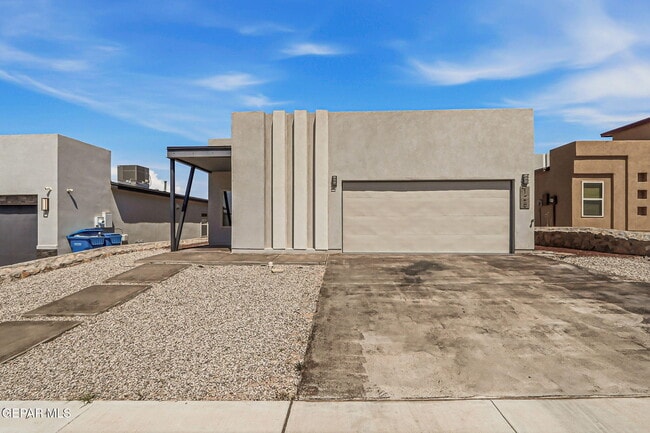 property at 125 Via Rojas Dr