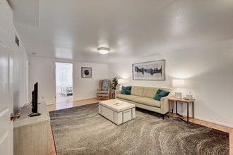 471 S Marshall St in Lakewood, CO - Building Photo - Building Photo