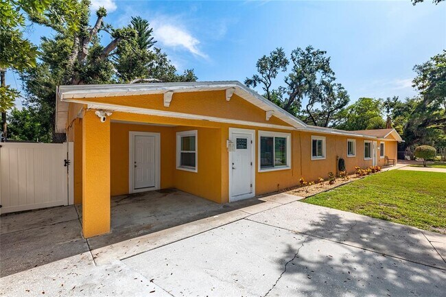 1731 4th Ave E in Bradenton, FL - Building Photo - Building Photo