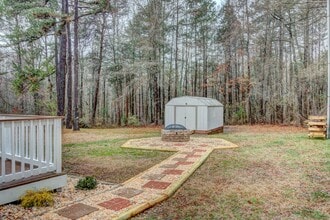 334 Pine Ave in Cherryville, NC - Building Photo - Building Photo