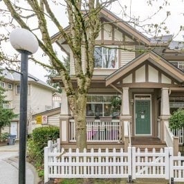 2678 King George Blvd in Surrey, BC - Building Photo