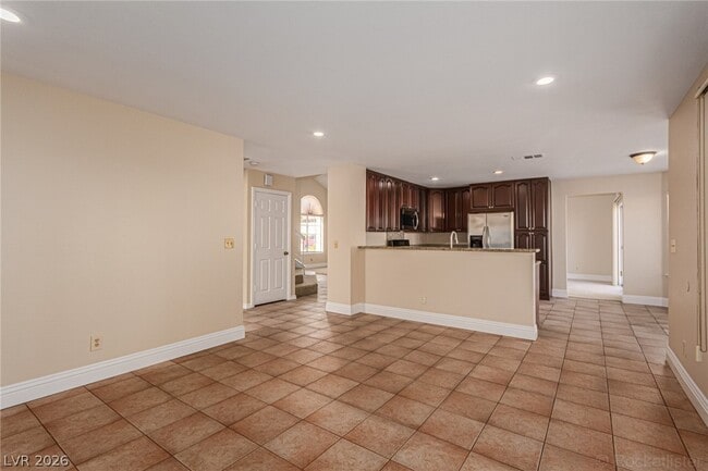 property at 3308 Royal Glen Ct