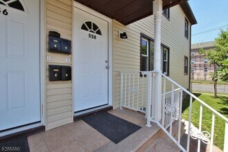 672 Clarkson Ave in Elizabeth, NJ - Building Photo - Building Photo