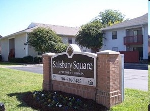 Salisbury Square in Salisbury, NC - Building Photo - Building Photo