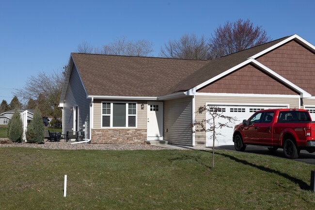 227402 Dove Ave in Wausau, WI - Building Photo - Building Photo