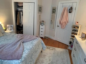 25 Chester St, Unit 5 in Boston, MA - Foto de edificio - Building Photo