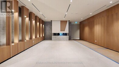 5-205 Defries St in Toronto, ON - Building Photo - Building Photo