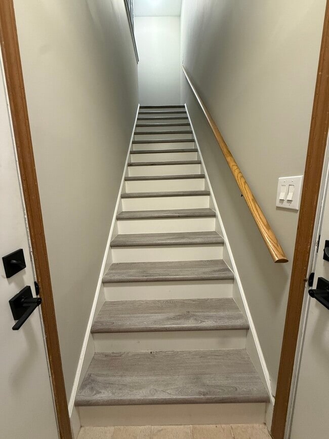 45 Spuhler Dr in Batavia, IL - Building Photo - Building Photo