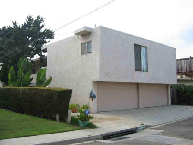 2607 Perkins Ln, Unit #E in Redondo Beach, CA - Building Photo