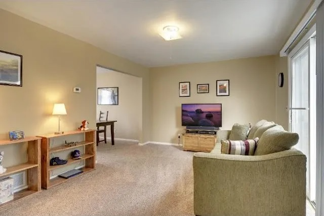 property at 15609 27th Ave N